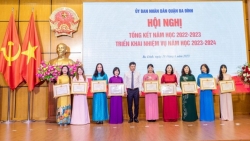 Trường THCS Nguyễn Tri Phương vinh dự nhận bằng khen của UBND thành phố Hà Nội