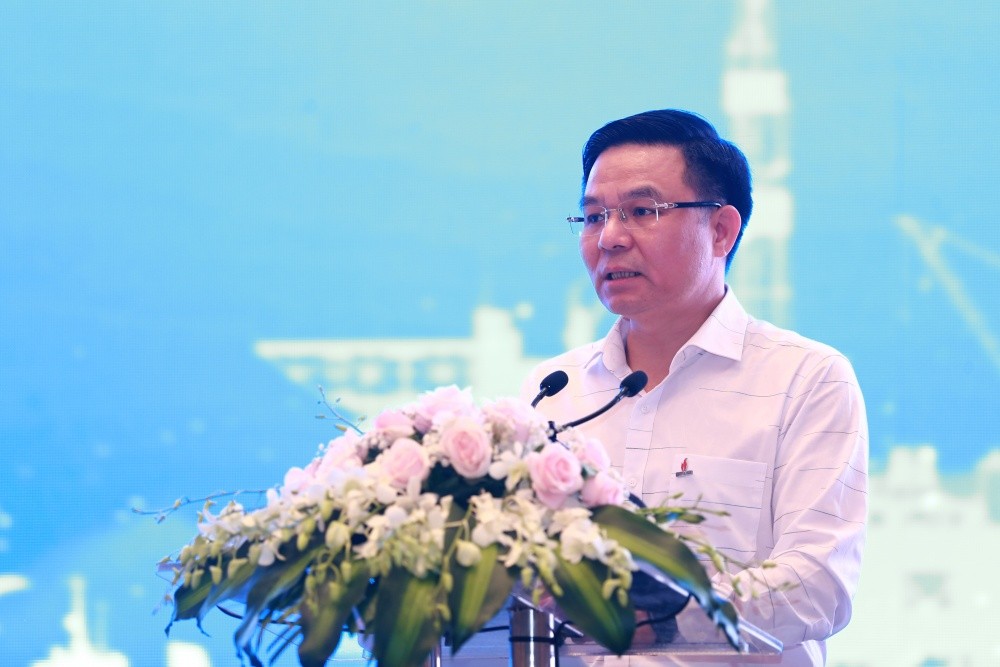 2.	Đồng chí Lê Mạnh Hùng – Tổng Giám đốc Petrovietnam phát biểu tại hội nghị.