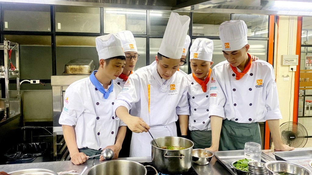 Giảng viên Lưu Huỳnh Châu: Giữ hồn cho phở để lan tỏa nét tinh túy của ẩm thực Việt