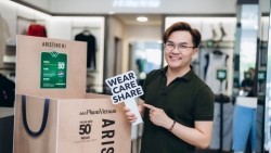 MC Đại Nghĩa quyên góp trang phục ủng hộ chiến dịch "Wear.Care.Share"