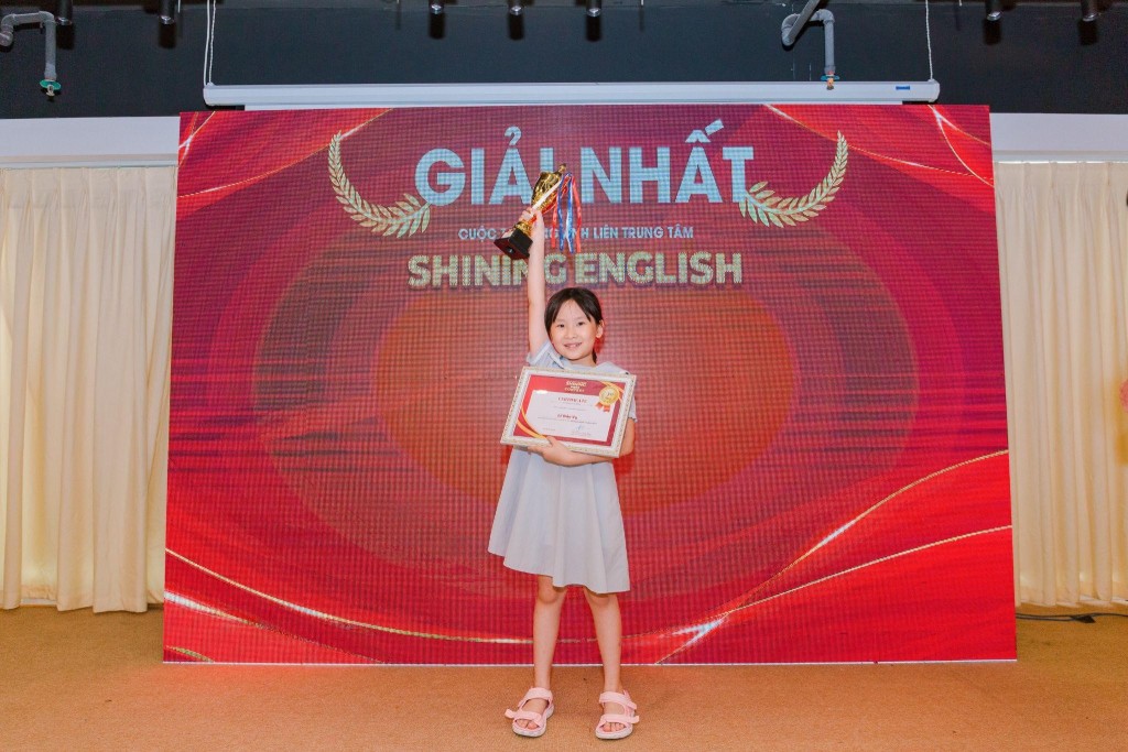 Em Lê Bảo Vy - Quán quân U7 cuộc thi Shining English 2023