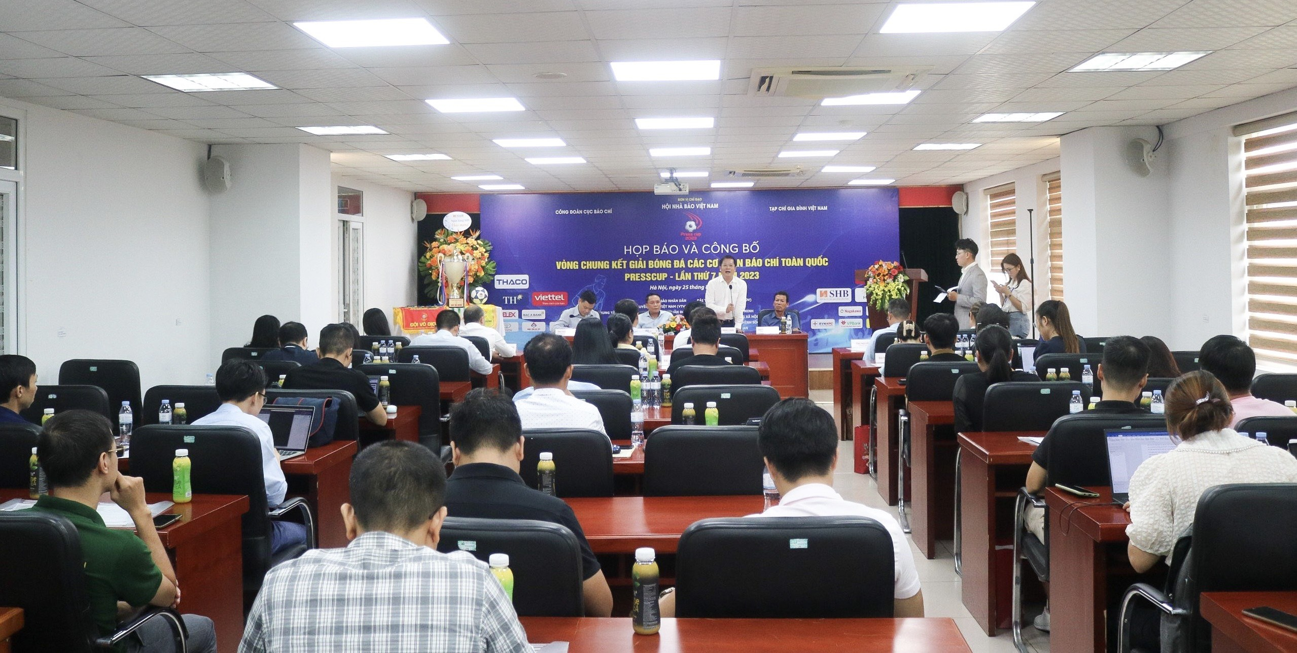 Press Cup 2023: Cuộc đua tài của những người làm báo trên sân cỏ chính thức bắt đầu