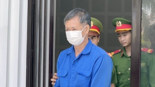 Cùng thuộc cấp tham ô tài sản, cựu Giám đốc CDC Đà Nẵng lãnh 11 năm tù giam