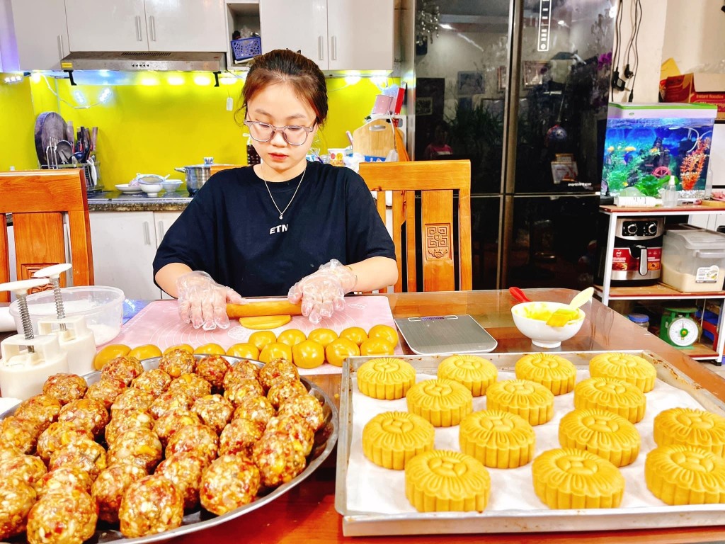 Bánh trung thu handmade: Đến hẹn lại... lo