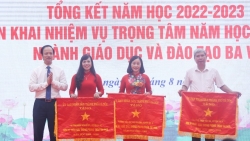 Huyện Ba Vì: Khen thưởng tập thể, cá nhân đạt thành tích xuất sắc năm học 2022 - 2023