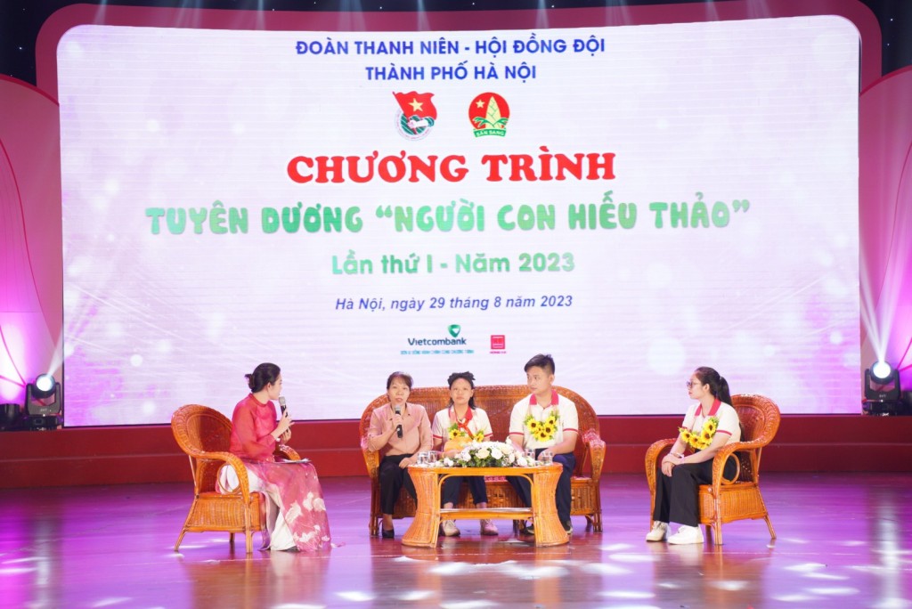 Nhân lên những tấm gương hiếu thảo của Thủ đô