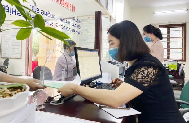 Trong thời gian qua, tỉnh Hoà Bình đẩy mạnh hỗ trợ người lao động từ Quỹ Bảo hiểm thất nghiệp (ảnh: Hoa Quỳnh)