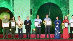 Lễ trao Giải báo chí về phát triển văn hóa và xây dựng người Hà Nội thanh lịch, văn minh diễn ra vào ngày 30/9