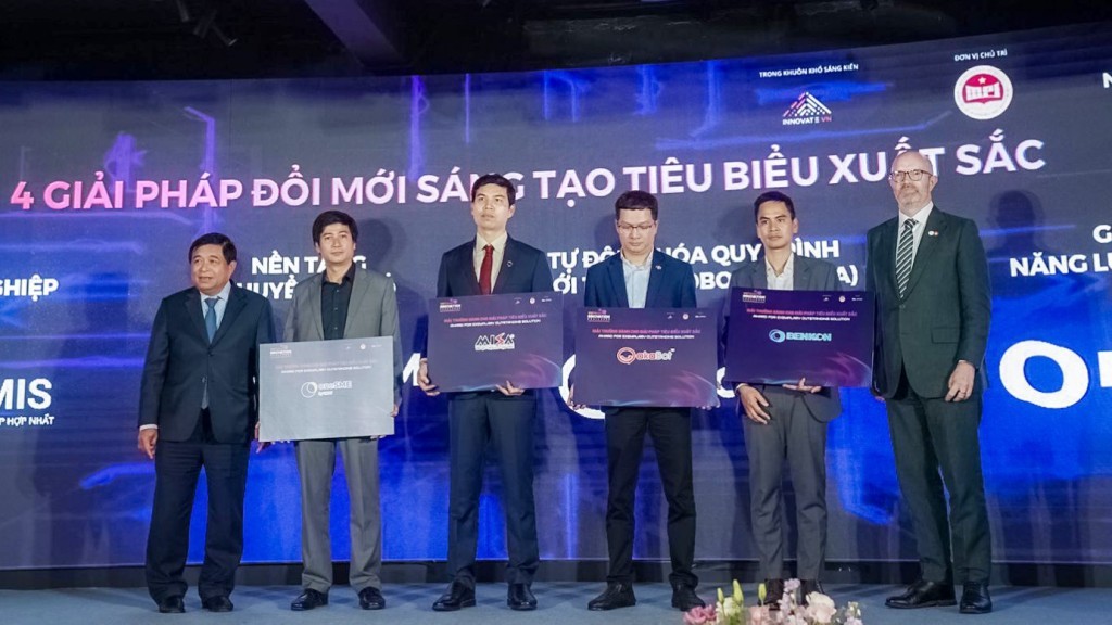 oneSME được vinh danh top 4 giải pháp đổi mới sáng tạo xuất sắc nhất Việt Nam 2023