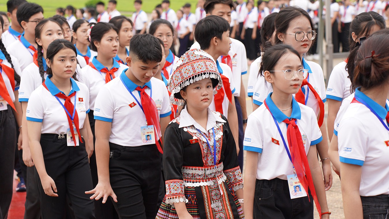 Nhiều đại biểu là đồng bào dân tộc miền núi cũng về đây hội tụ