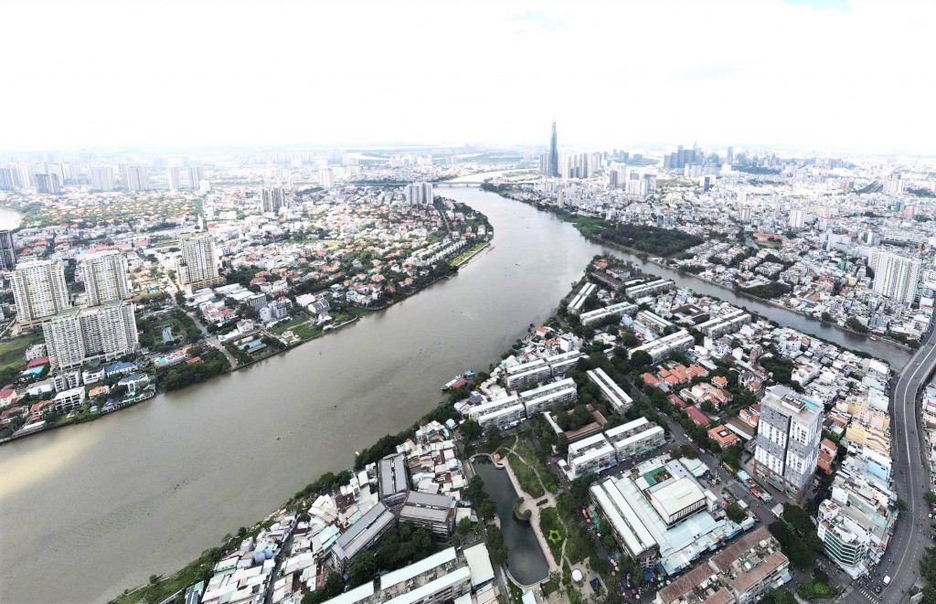 Sông Sài Gòn uốn lượn tạo cảnh quan đặc trưng của TP Hồ Chí Minh