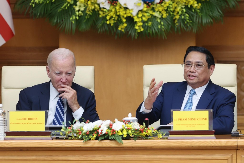 Thủ tướng Phạm Minh Chính đề nghị doanh nghiệp hai nước dành thời gian, công sức, trí tuệ, nguồn lực ưu tiên cho đầu tư khoa học-công nghệ, đổi mới sáng tạo. (Ảnh: Vietnam+)