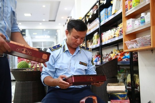 Đà Nẵng: Phát hiện hai điểm kinh doanh bánh Trung thu nhập lậu
