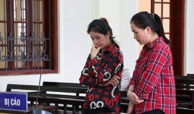 Nghệ An: Trục lợi tiền cứu trợ người dân bị ảnh hưởng do lũ, 2 cán bộ lĩnh án