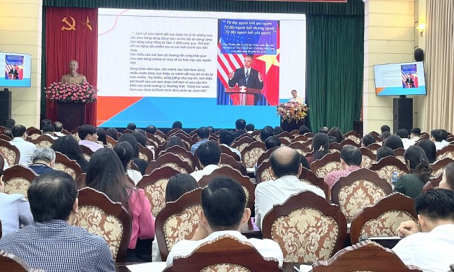 Hà Nội: Tập huấn nghiệp vụ tuyên truyền miệng cho 300 báo cáo viên