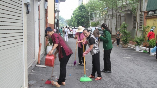 Quận Tây Hồ tổng lực vệ sinh môi trường phòng chống sốt xuất huyết