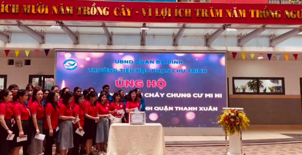 Giáo viên, học sinh Ba Đình quyên góp hơn 1,1 tỷ đồng ủng hộ các gia đình bị hỏa hoạn