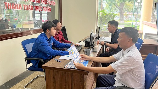 Bảo hiểm thất nghiệp: "Bệ đỡ” giúp người lao động mất việc sớm ổn định cuộc sống