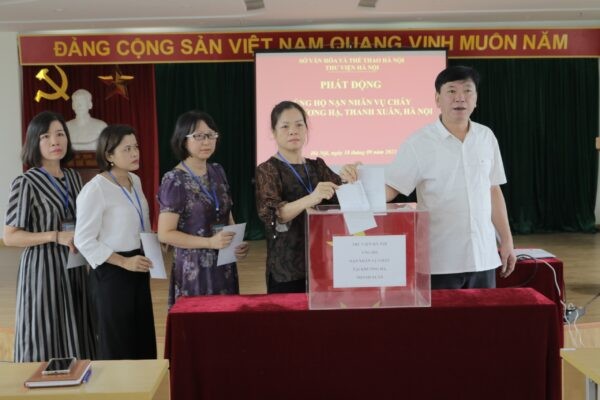 Hoạt động ủng hộ nạn nhân vụ cháy của Thư viện Hà Nội