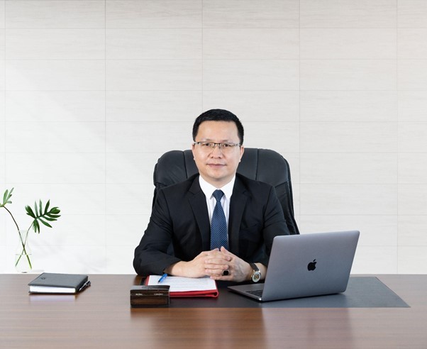 Chân dung CEO Tony Vũ