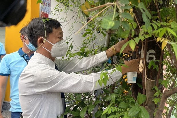 Thả 30 triệu muỗi mang Wolbachia phòng sốt xuất huyết tại Bình Dương, Việt Nam năm 2022 (Ảnh: TTXVN)