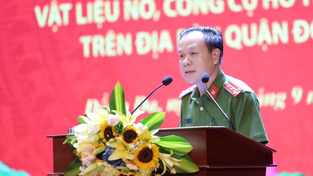 Đại tá Lê Văn Hiến - Phó Trưởng Công an quận Đống Đa thông tin về tình hình an ninh trật tự trên địa bàn quận trong thời gian qua