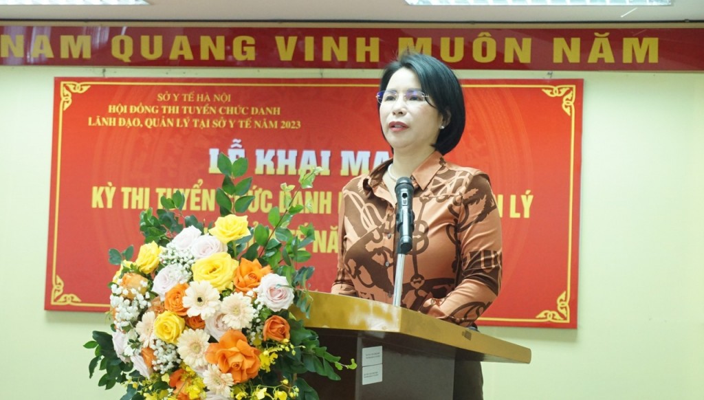 Giám đốc Sở Y tế Hà Nội Trần Thị Nhị Hà phát biểu tại lễ khai mạc.