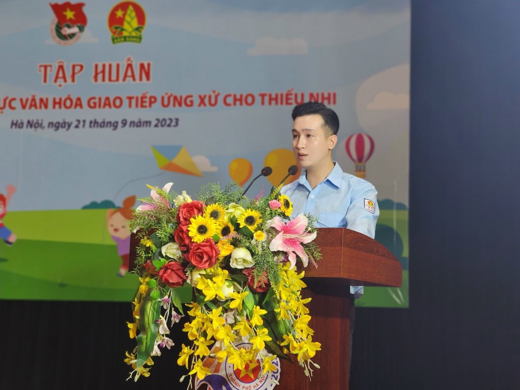 Đồng chí Đào Đức Việt phát biểu tại chương trình
