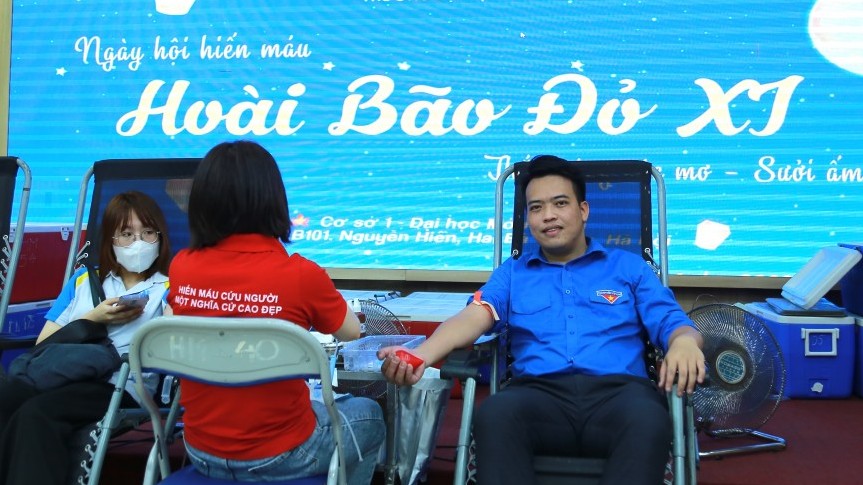 “Hoài bão đỏ” - Hiến máu trao hi vọng