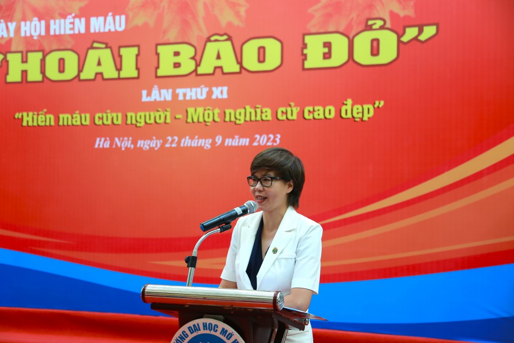 TS Nguyễn Minh Phương, Đảng ủy viên, Phó Hiệu trưởng, Chủ tịch Công đoàn trường Đại học Mở Hà Nội 