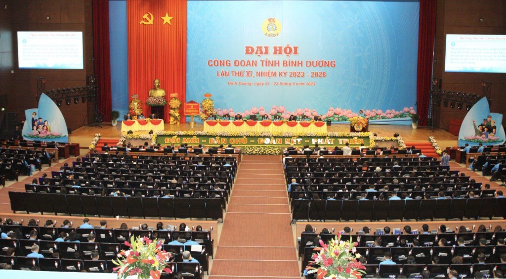 Toàn cảnh phiên thứ 2 Đại hội Công đoàn tỉnh Bình Dương lần thứ XI, nhiệm kỳ 2023 - 2028.