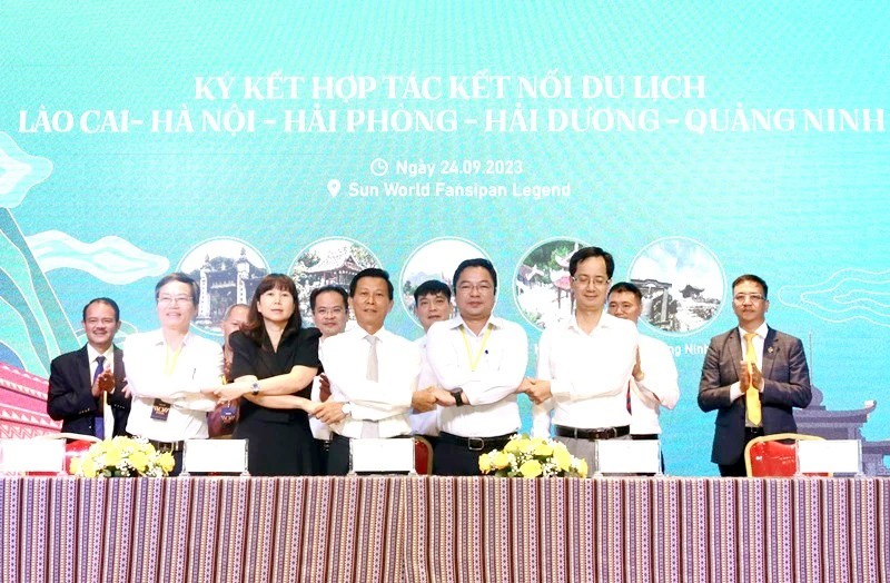 Lào Cai, Hà Nội và nhiều tỉnh thành hợp tác kích cầu du lịch