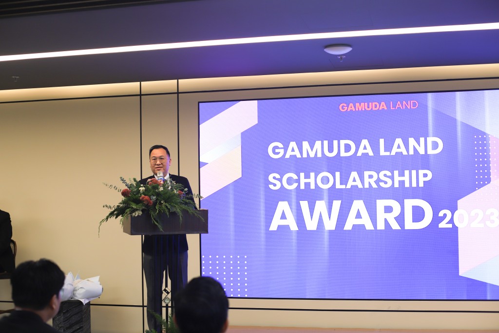 Ông Angus Liew, chủ tịch Hội đồng thành viên Gamuda Land Việt Nam phát biểu khai mạc tại buổi lễ trao học bổng Gamuda Scholarship 2023. Nguồn (Gamuda Land VN).