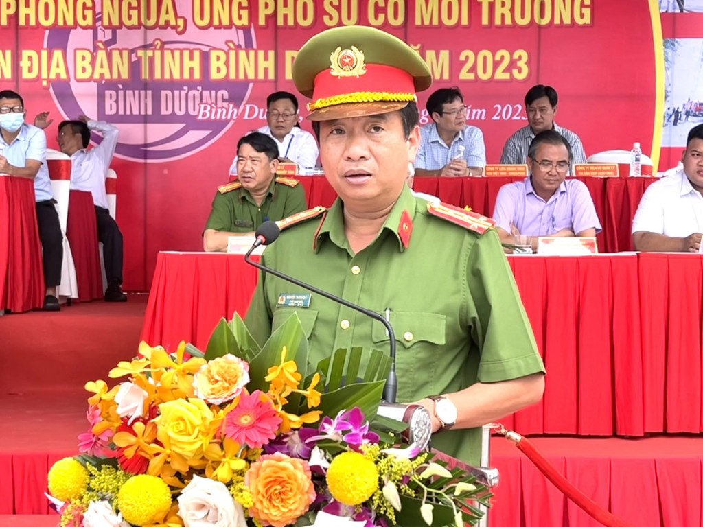 đại tá Nguyễn Thanh Điệp, Phó Giám đốc Công an tỉnh phát biểu tại buổi diễn tập. Ảnh: Tâm Trang