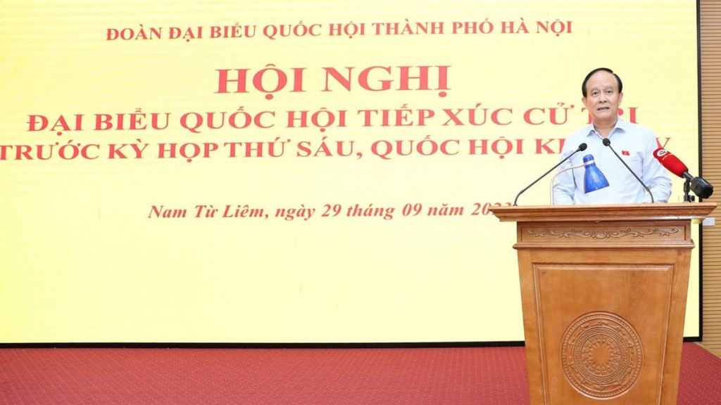 Chủ tịch HĐND TP Hà Nội Nguyễn Ngọc Tuấn phát biểu kết luận tại hội nghị