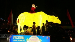Festival Chí Linh - Hải Dương 2023: Rực rỡ sắc màu mô hình đèn Trung thu khổng lồ