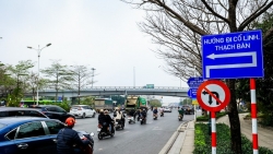 Điều chỉnh tổ chức giao thông khu vực nút giao Cổ Linh - Thạch Bàn