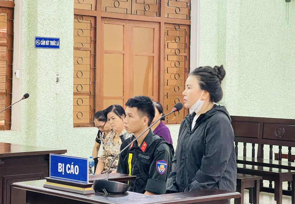 Bị cáo Nông Thị Phượng tại phiên tòa