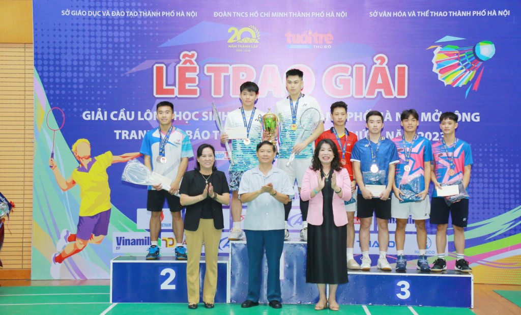 Bế mạc Giải Cầu lông HS-SV TP Hà Nội mở rộng tranh cúp báo Tuổi trẻ Thủ đô lần thứ X năm 2023