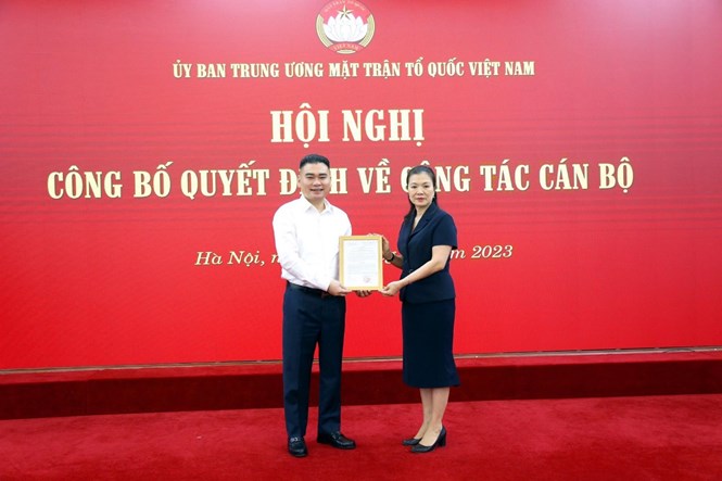 Nhà báo Trần Bảo Trung được điều động, bổ nhiệm Phó Tổng Biên tập Tạp chí Mặt trận