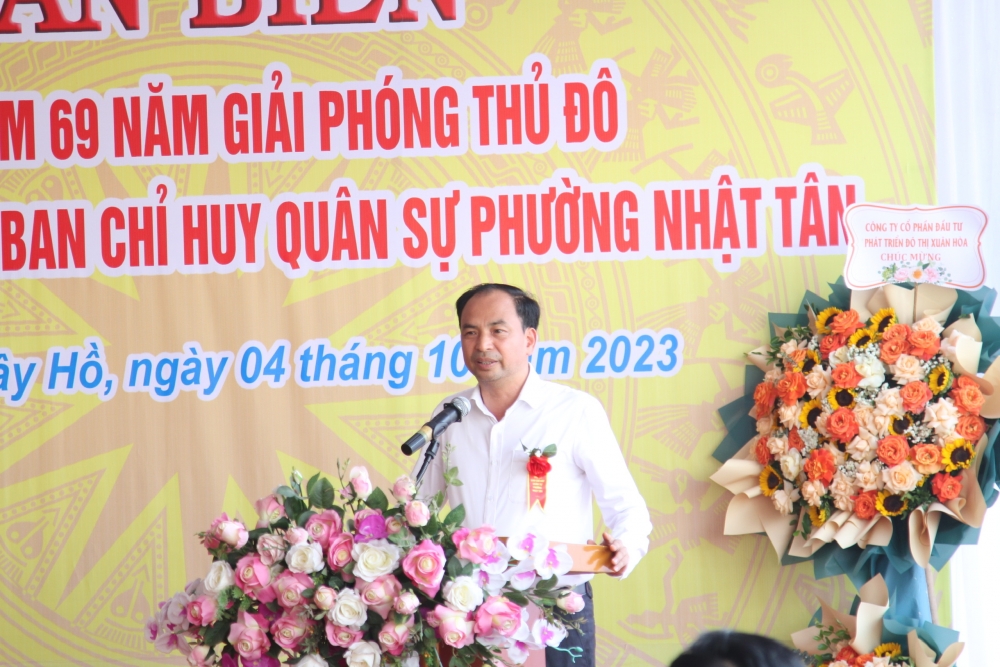 Quận Tây Hồ gắn biển công trình chào mừng kỷ niệm 69 năm Giải phóng Thủ đô