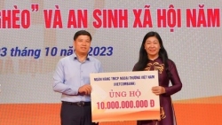 Vietcombank ủng hộ 10 tỷ đồng hưởng ứng Tháng cao điểm “Vì người nghèo" TP Hà Nội