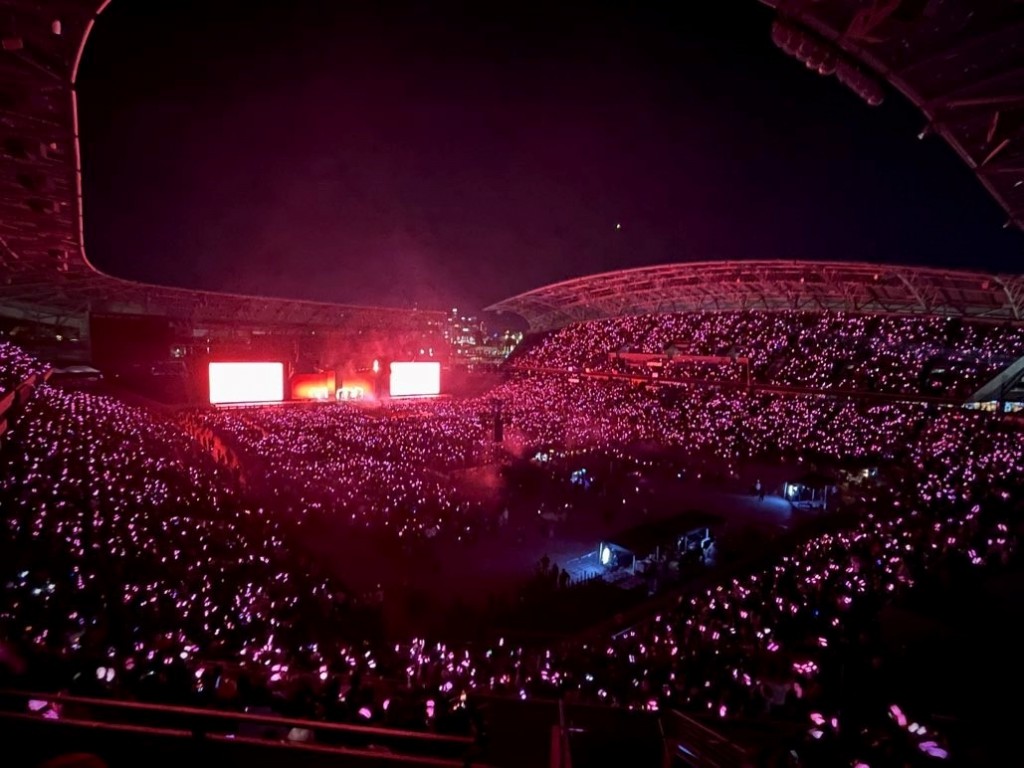 Hàng chục ngàn người sẵn sàng “dốc hầu bao” để được dự concert của Black Pink