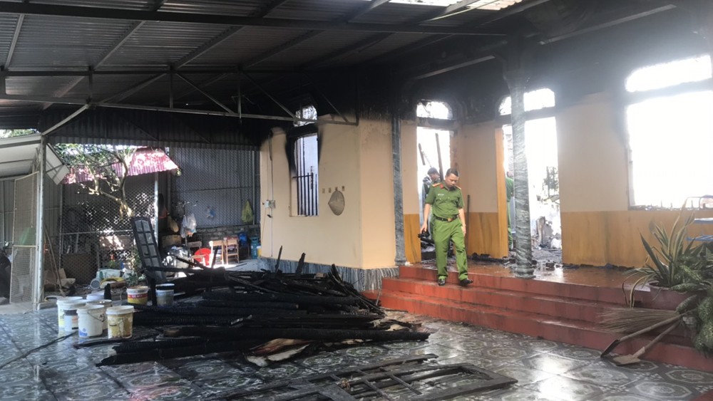 Lạng Giang (Bắc Giang): Cháy nhà lúc rạng sáng, 2 người tử vong