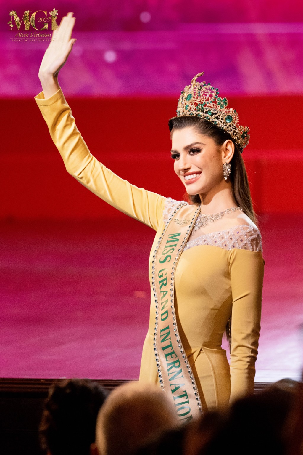 Miss Grand International Isabella Menin mê gỏi cuốn, cơm tấm Việt Nam
