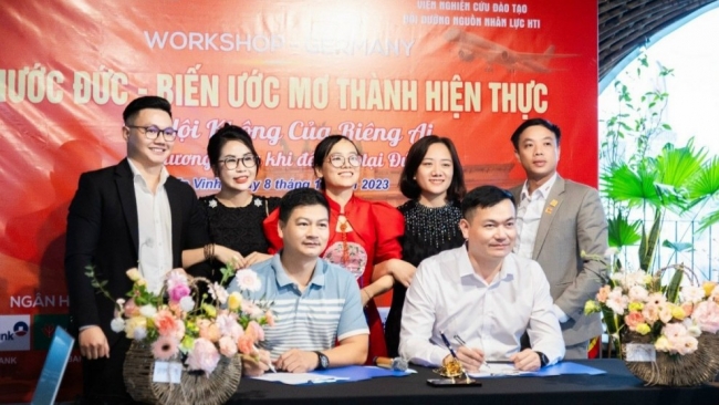 Viện nghiên cứu đào tạo nguồn nhân lực HTI ký kết hợp tác với Công ty Việt Nhật
