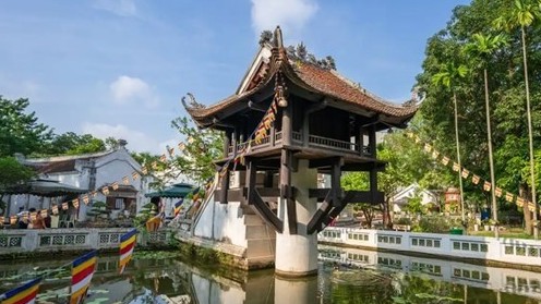 Lựa chọn vé máy bay Huế Hà Nội thả ga mà không lo về giá cùng Traveloka