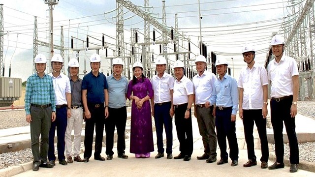 Điện lực Thái Nguyên: Đưa trạm biến áp 110kV Yên Bình 8 vào vận hành an toàn