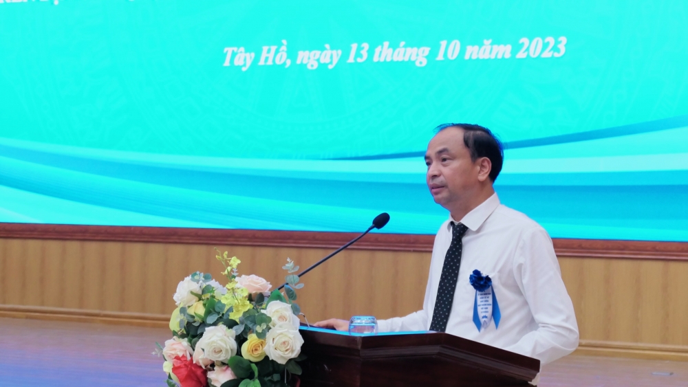 Gặp mặt, tôn vinh doanh nghiệp, cơ sở sản xuất trên địa bàn