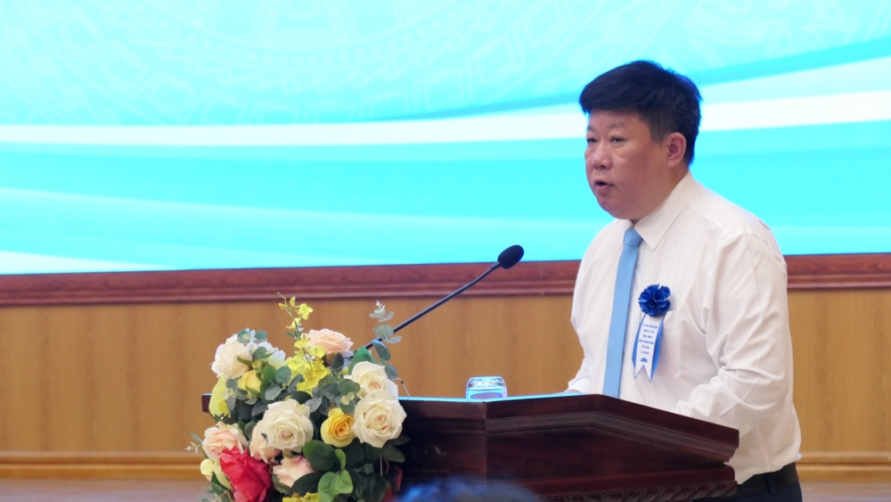 Gặp mặt, tôn vinh doanh nghiệp, cơ sở sản xuất trên địa bàn